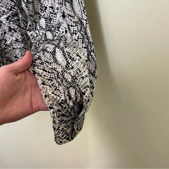 Good American Snake-Print Cropped Top Tie-Front Long Sleeve Blouse SZ 2XL / 5 - Picture 9 of 12